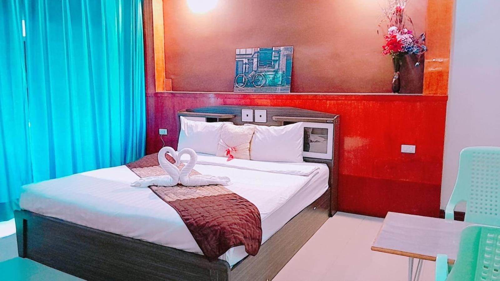 New Pind Balluchi Inn Pattaya Exterior photo